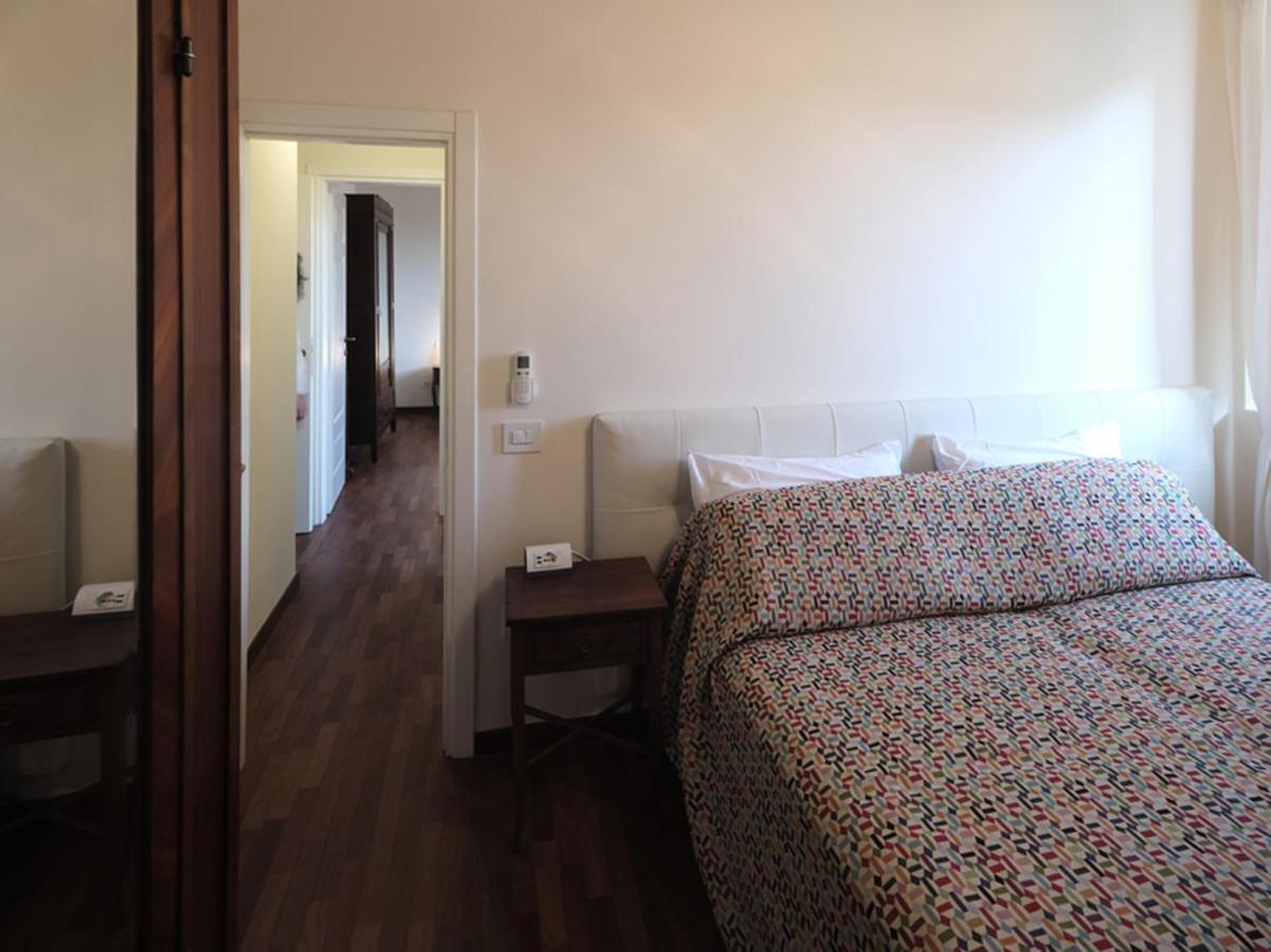 Villa Giulia Bnb Виареджо Экстерьер фото